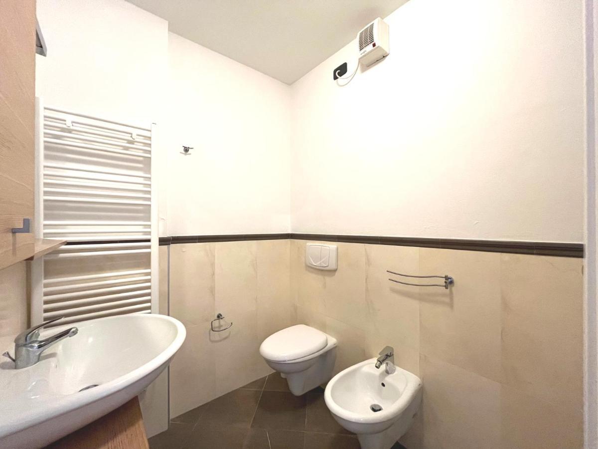 Capitol Apartments Grado Bagian luar foto